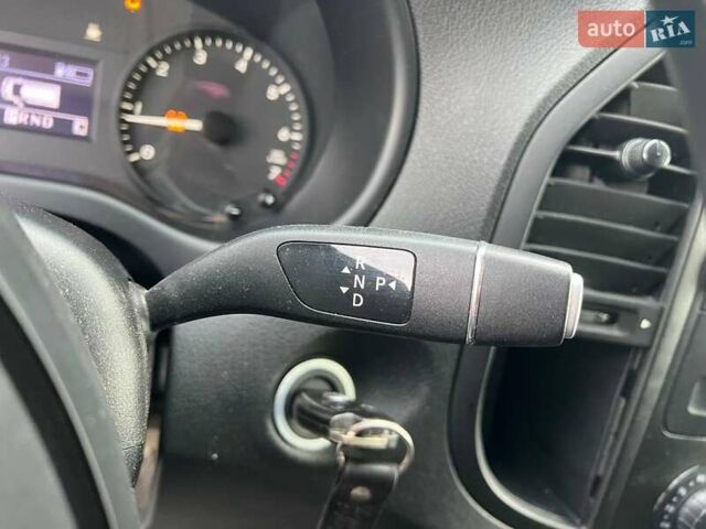 Бежевый Мерседес Metris, объемом двигателя 2 л и пробегом 298 тыс. км за 15690 $, фото 21 на Automoto.ua