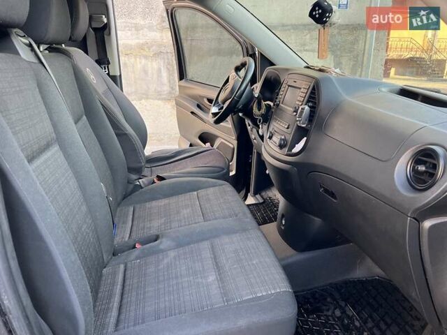 Мерседес Metris 2016 в Тернополе на Automoto.ua Черный Мерседес Metris, объемом двигателя 2 л и пробегом 125 тыс. км за 17700 $, фото 11 на Automoto.ua