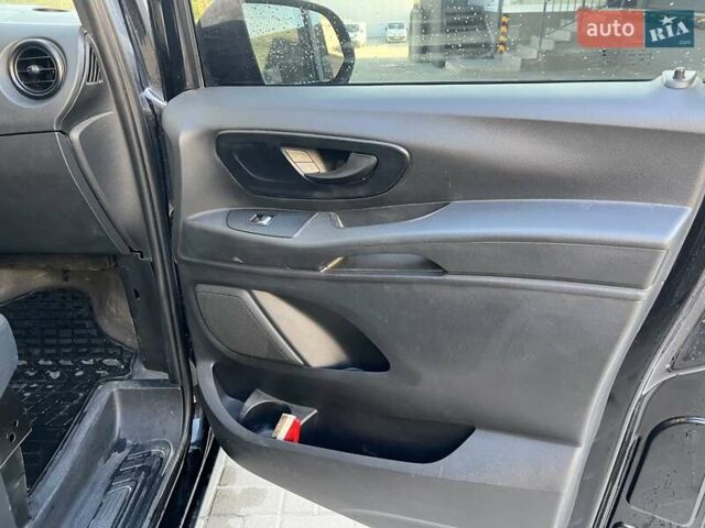 Мерседес Metris 2016 в Тернополе на Automoto.ua Черный Мерседес Metris, объемом двигателя 2 л и пробегом 125 тыс. км за 17700 $, фото 8 на Automoto.ua