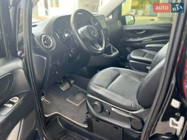 Мерседес Metris 2017 в Одессе на Automoto.ua Черный Мерседес Metris, объемом двигателя 2 л и пробегом 227 тыс. км за 27000 $, фото 6 на Automoto.ua
