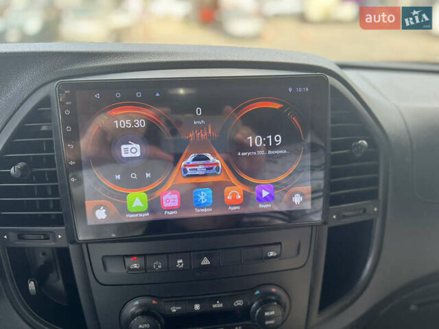 Мерседес Metris 2017 в Одессе на Automoto.ua Черный Мерседес Metris, объемом двигателя 2 л и пробегом 227 тыс. км за 27000 $, фото 14 на Automoto.ua