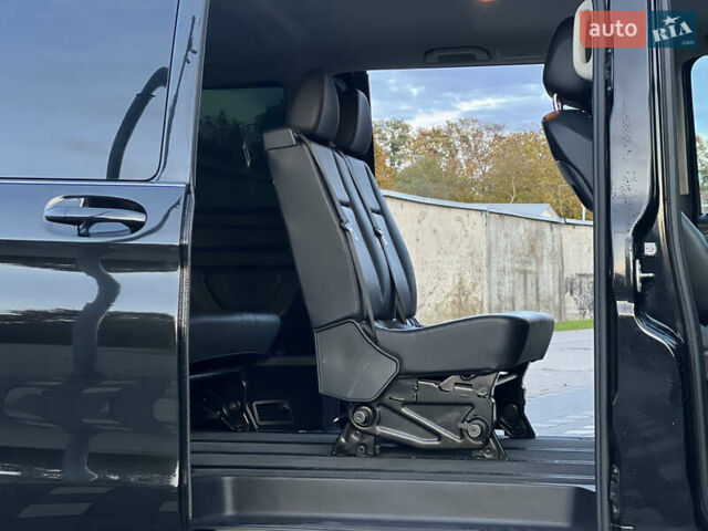 Черный Мерседес Metris, объемом двигателя 2 л и пробегом 97 тыс. км за 28900 $, фото 39 на Automoto.ua
