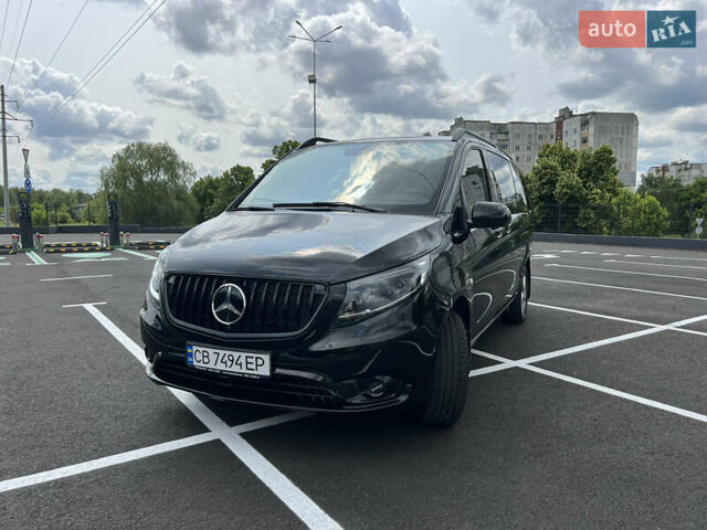 Черный Мерседес Metris, объемом двигателя 2 л и пробегом 133 тыс. км за 32500 $, фото 2 на Automoto.ua