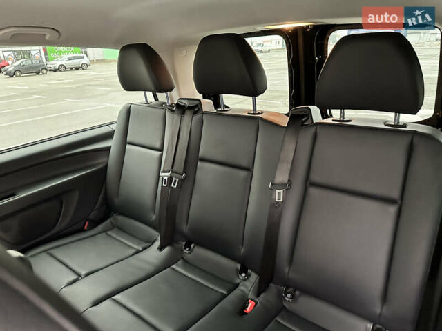 Черный Мерседес Metris, объемом двигателя 1.99 л и пробегом 64 тыс. км за 36500 $, фото 15 на Automoto.ua