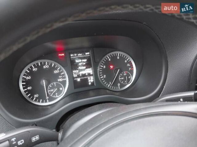 Черный Мерседес Metris, объемом двигателя 2 л и пробегом 130 тыс. км за 27500 $, фото 67 на Automoto.ua