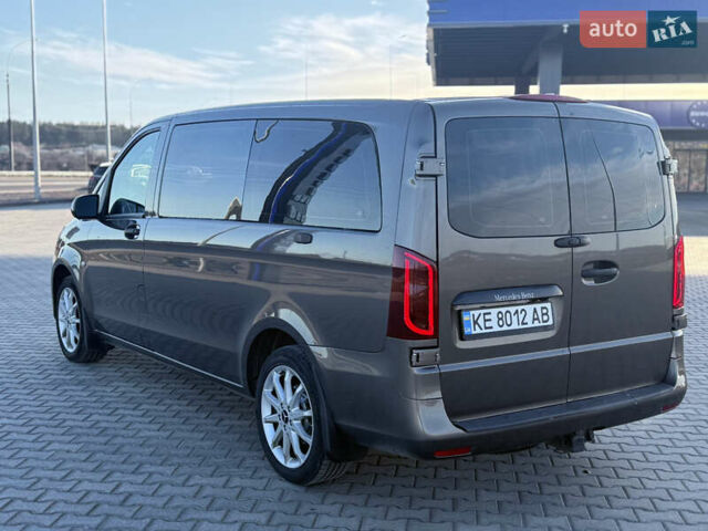 Коричневый Мерседес Metris, объемом двигателя 2 л и пробегом 235 тыс. км за 19000 $, фото 18 на Automoto.ua