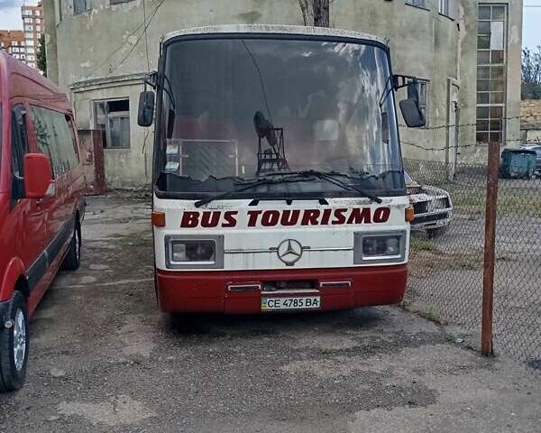 Білий Мерседес О 309, об'ємом двигуна 5.64 л та пробігом 100 тис. км за 5200 $, фото 2 на Automoto.ua