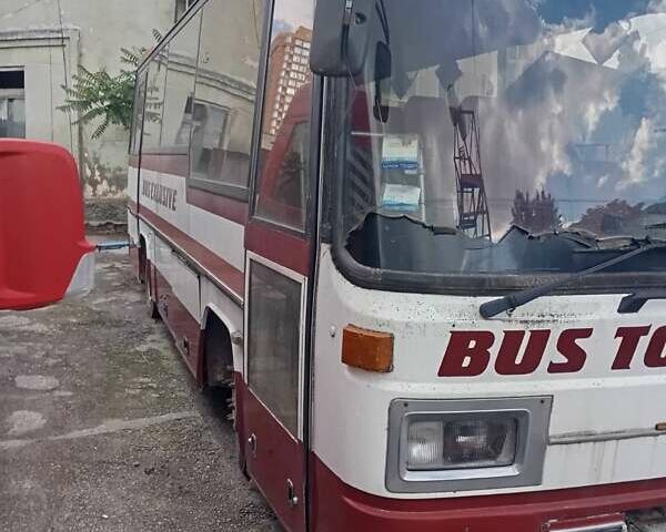 Білий Мерседес О 309, об'ємом двигуна 5.64 л та пробігом 100 тис. км за 5200 $, фото 3 на Automoto.ua