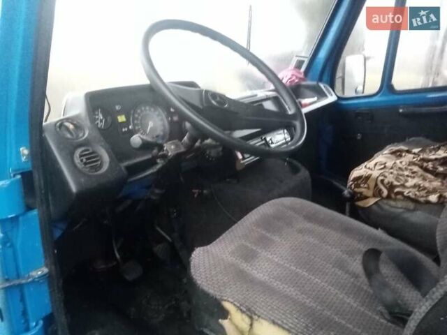Синий Мерседес О 309, объемом двигателя 2.5 л и пробегом 600 тыс. км за 2200 $, фото 1 на Automoto.ua