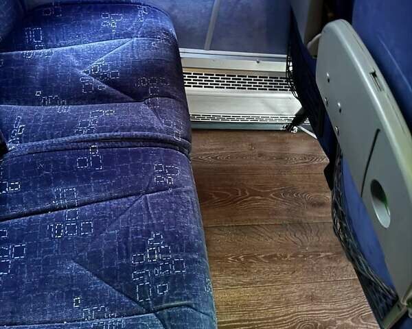 Белый Мерседес О 403, объемом двигателя 11.97 л и пробегом 950 тыс. км за 35000 $, фото 22 на Automoto.ua