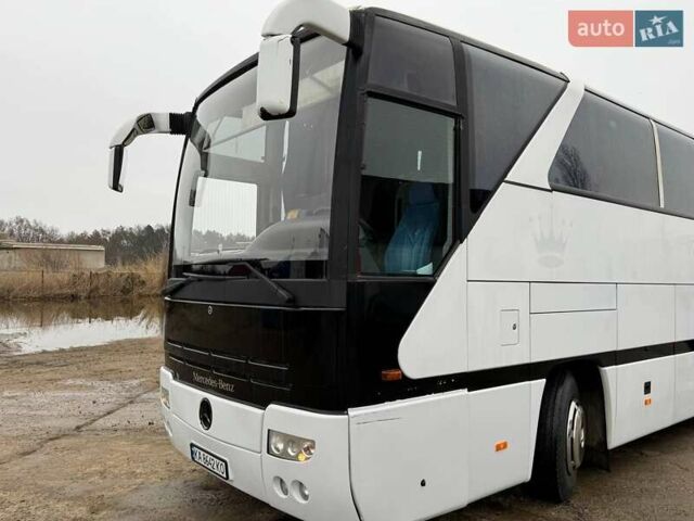 Белый Мерседес О 403, объемом двигателя 11.97 л и пробегом 950 тыс. км за 35000 $, фото 3 на Automoto.ua
