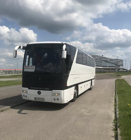 Белый Мерседес О 403, объемом двигателя 14.6 л и пробегом 800 тыс. км за 17675 $, фото 10 на Automoto.ua