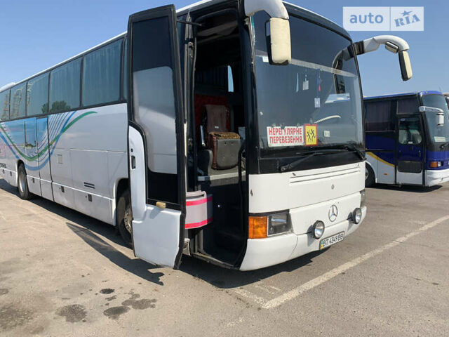 Белый Мерседес О 404, объемом двигателя 10.96 л и пробегом 650 тыс. км за 12500 $, фото 2 на Automoto.ua