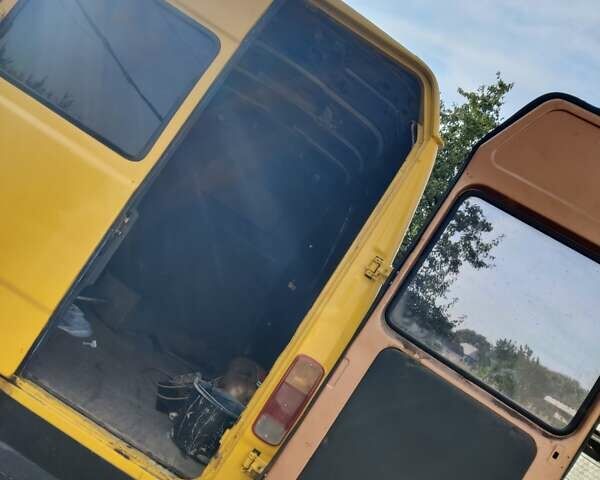 Жовтий Мерседес О 404, об'ємом двигуна 0 л та пробігом 300 тис. км за 3800 $, фото 7 на Automoto.ua