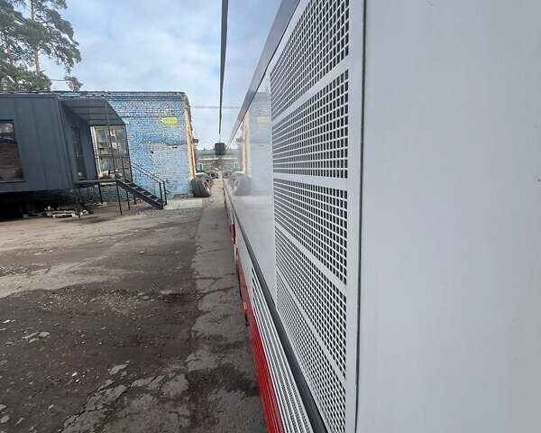 Белый Мерседес О 408, объемом двигателя 12 л и пробегом 715 тыс. км за 22000 $, фото 17 на Automoto.ua