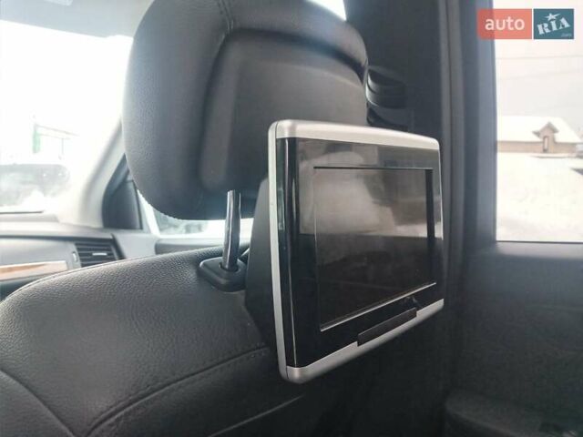 Білий Мерседес Р-Клас, об'ємом двигуна 3 л та пробігом 245 тис. км за 7800 $, фото 7 на Automoto.ua