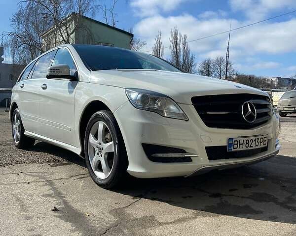 Белый Мерседес Р-Класс, объемом двигателя 3.5 л и пробегом 190 тыс. км за 12800 $, фото 4 на Automoto.ua