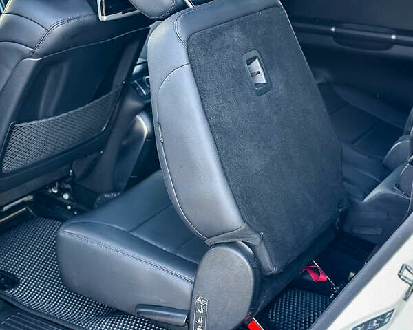 Белый Мерседес Р-Класс, объемом двигателя 2.99 л и пробегом 170 тыс. км за 15900 $, фото 40 на Automoto.ua
