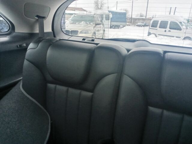 Белый Мерседес Р-Класс, объемом двигателя 3 л и пробегом 245 тыс. км за 7800 $, фото 6 на Automoto.ua