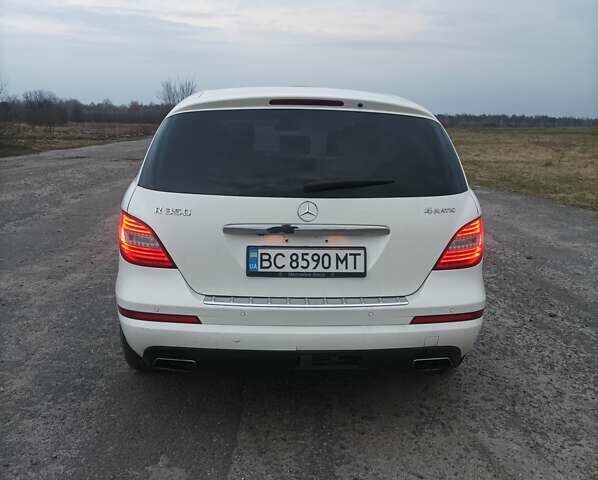 Білий Мерседес Р-Клас, об'ємом двигуна 2.99 л та пробігом 230 тис. км за 14700 $, фото 6 на Automoto.ua