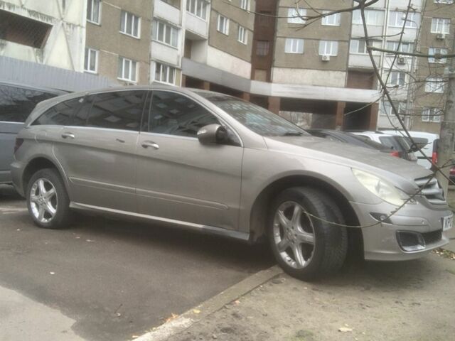 Бежевий Мерседес Р-Клас, об'ємом двигуна 3.2 л та пробігом 214 тис. км за 2899 $, фото 1 на Automoto.ua