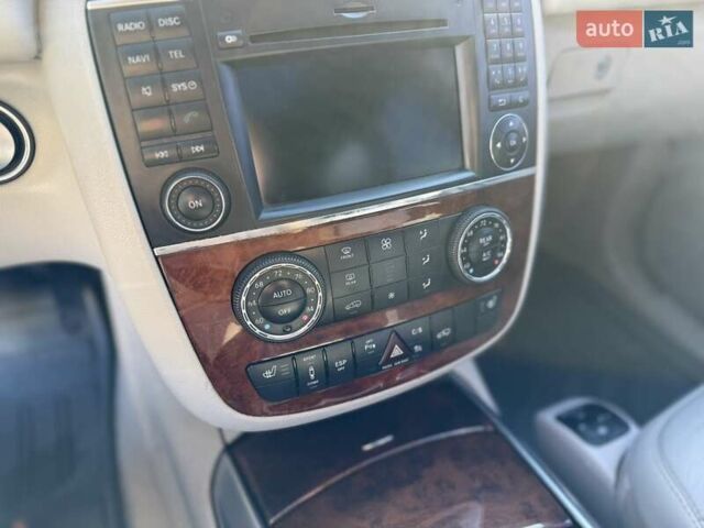 Черный Мерседес Р-Класс, объемом двигателя 5 л и пробегом 191 тыс. км за 8500 $, фото 25 на Automoto.ua