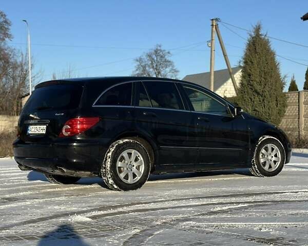 Чорний Мерседес Р-Клас, об'ємом двигуна 3 л та пробігом 424 тис. км за 8150 $, фото 9 на Automoto.ua