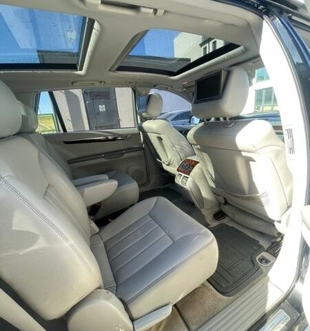 Чорний Мерседес Р-Клас, об'ємом двигуна 5 л та пробігом 190 тис. км за 7999 $, фото 13 на Automoto.ua