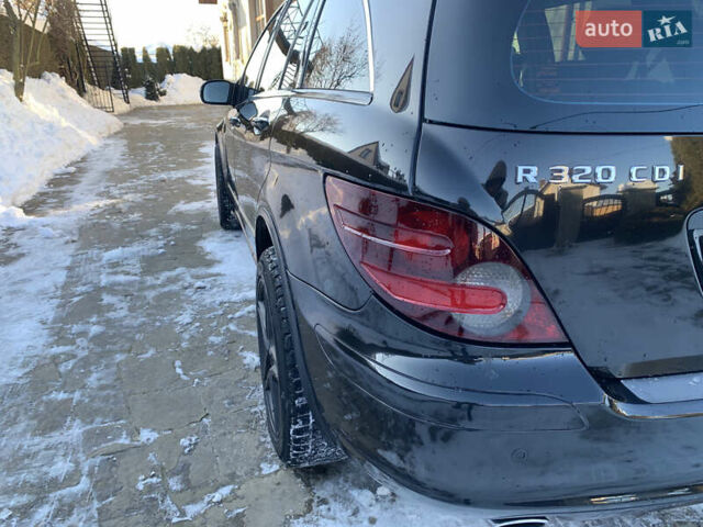 Чорний Мерседес Р-Клас, об'ємом двигуна 2.99 л та пробігом 248 тис. км за 8300 $, фото 6 на Automoto.ua