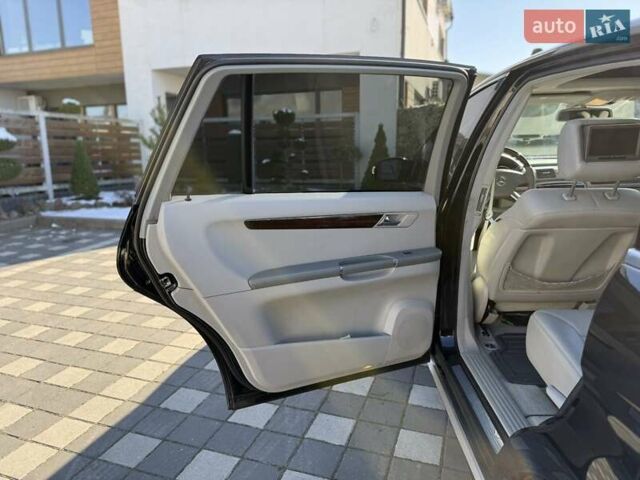 Черный Мерседес Р-Класс, объемом двигателя 5 л и пробегом 191 тыс. км за 8500 $, фото 18 на Automoto.ua