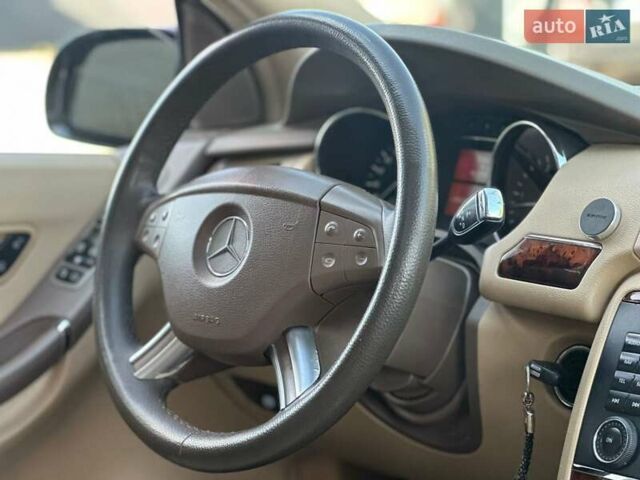 Черный Мерседес Р-Класс, объемом двигателя 2.99 л и пробегом 423 тыс. км за 8400 $, фото 58 на Automoto.ua