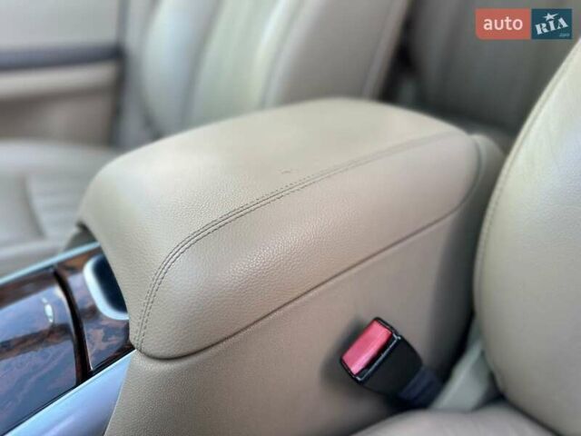 Чорний Мерседес Р-Клас, об'ємом двигуна 3 л та пробігом 424 тис. км за 8150 $, фото 19 на Automoto.ua