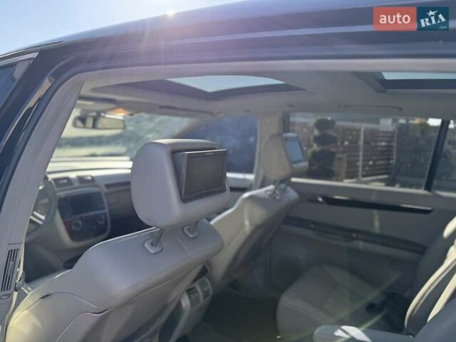 Черный Мерседес Р-Класс, объемом двигателя 5 л и пробегом 191 тыс. км за 8500 $, фото 16 на Automoto.ua