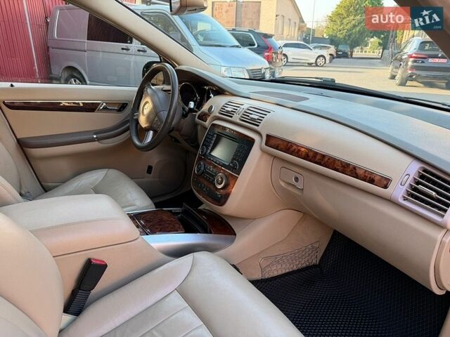 Чорний Мерседес Р-Клас, об'ємом двигуна 3 л та пробігом 424 тис. км за 8500 $, фото 20 на Automoto.ua