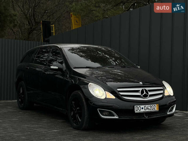 Чорний Мерседес Р-Клас, об'ємом двигуна 5 л та пробігом 134 тис. км за 6999 $, фото 1 на Automoto.ua