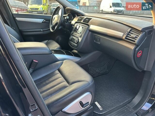 Чорний Мерседес Р-Клас, об'ємом двигуна 3.5 л та пробігом 270 тис. км за 6900 $, фото 36 на Automoto.ua