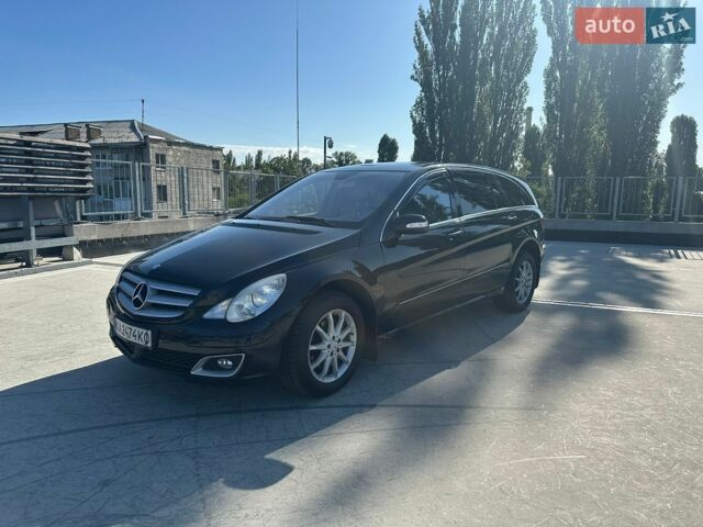 Чорний Мерседес Р-Клас, об'ємом двигуна 4.97 л та пробігом 263 тис. км за 9000 $, фото 1 на Automoto.ua