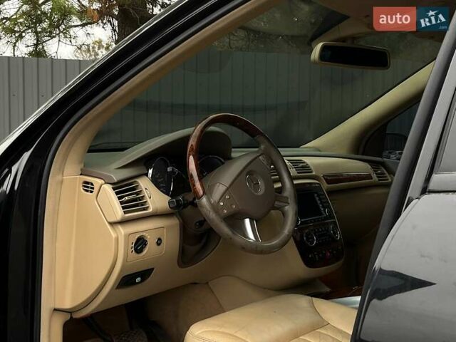 Чорний Мерседес Р-Клас, об'ємом двигуна 5 л та пробігом 134 тис. км за 6999 $, фото 16 на Automoto.ua