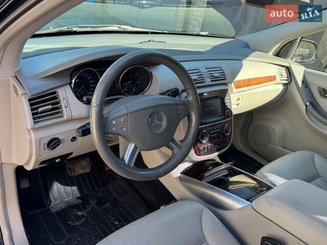 Черный Мерседес Р-Класс, объемом двигателя 3.5 л и пробегом 310 тыс. км за 10750 $, фото 15 на Automoto.ua