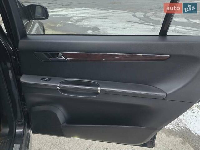 Черный Мерседес Р-Класс, объемом двигателя 3 л и пробегом 205 тыс. км за 7900 $, фото 41 на Automoto.ua