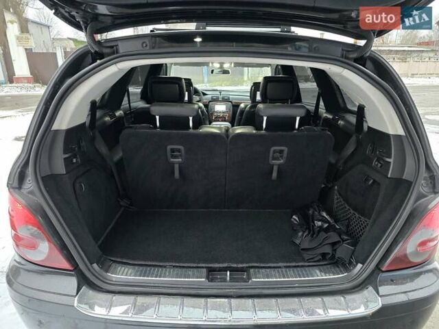 Черный Мерседес Р-Класс, объемом двигателя 3 л и пробегом 205 тыс. км за 7900 $, фото 20 на Automoto.ua