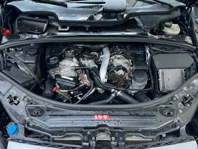 Черный Мерседес Р-Класс, объемом двигателя 3.2 л и пробегом 330 тыс. км за 5766 $, фото 16 на Automoto.ua