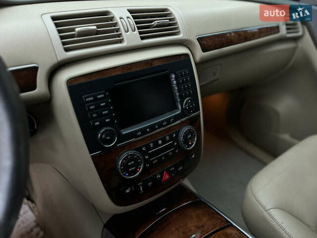 Чорний Мерседес Р-Клас, об'ємом двигуна 5 л та пробігом 134 тис. км за 6999 $, фото 24 на Automoto.ua