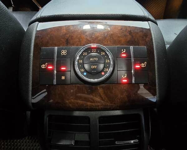 Черный Мерседес Р-Класс, объемом двигателя 3 л и пробегом 205 тыс. км за 7900 $, фото 43 на Automoto.ua