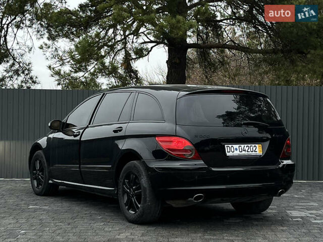 Чорний Мерседес Р-Клас, об'ємом двигуна 5 л та пробігом 134 тис. км за 6999 $, фото 5 на Automoto.ua