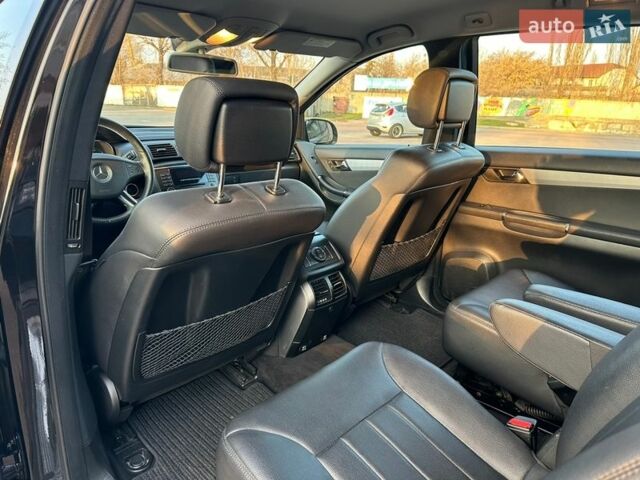 Черный Мерседес Р-Класс, объемом двигателя 3.5 л и пробегом 270 тыс. км за 6300 $, фото 19 на Automoto.ua