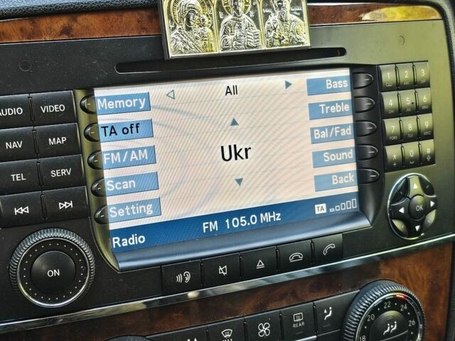 Чорний Мерседес Р-Клас, об'ємом двигуна 3 л та пробігом 237 тис. км за 7949 $, фото 57 на Automoto.ua