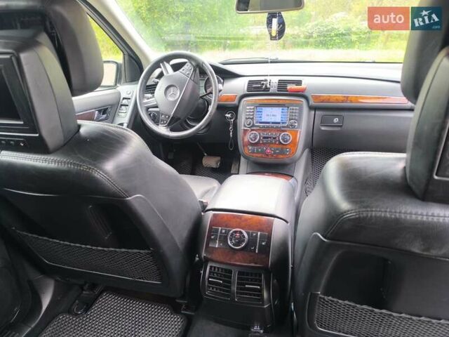 Чорний Мерседес Р-Клас, об'ємом двигуна 2.99 л та пробігом 237 тис. км за 8600 $, фото 3 на Automoto.ua