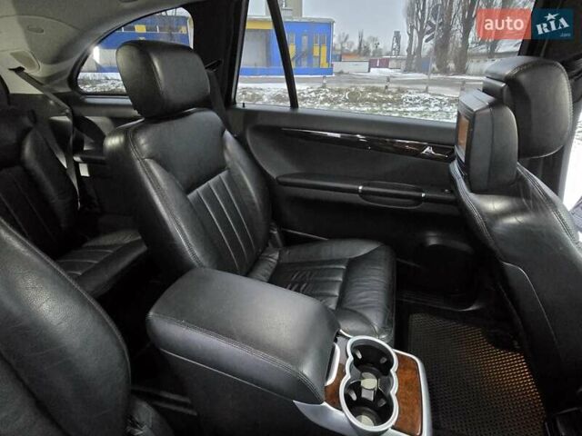 Черный Мерседес Р-Класс, объемом двигателя 3 л и пробегом 205 тыс. км за 7900 $, фото 42 на Automoto.ua