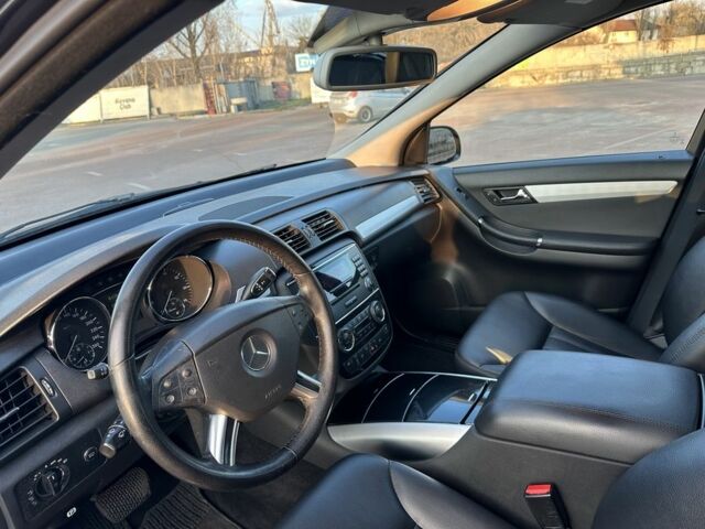 Чорний Мерседес Р-Клас, об'ємом двигуна 3.5 л та пробігом 270 тис. км за 6300 $, фото 9 на Automoto.ua